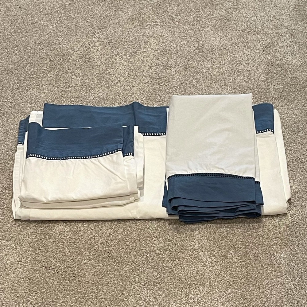 Pottery Barn flat sheet, shams & pillow cases
